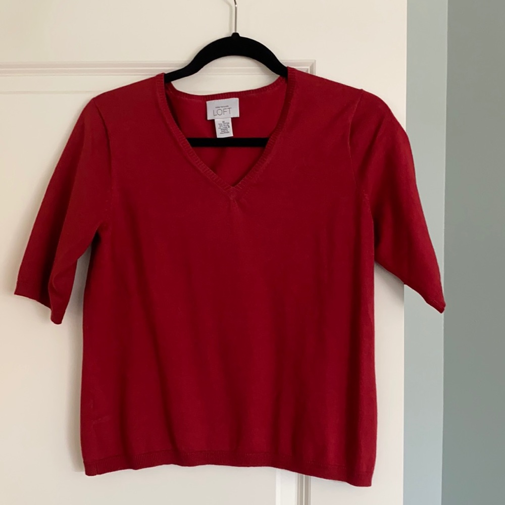 Red short sleeve sweater